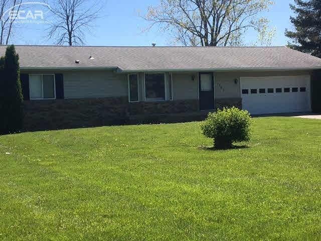 1501 Nichols Rd, Swartz Creek, MI 48473 - photo 1