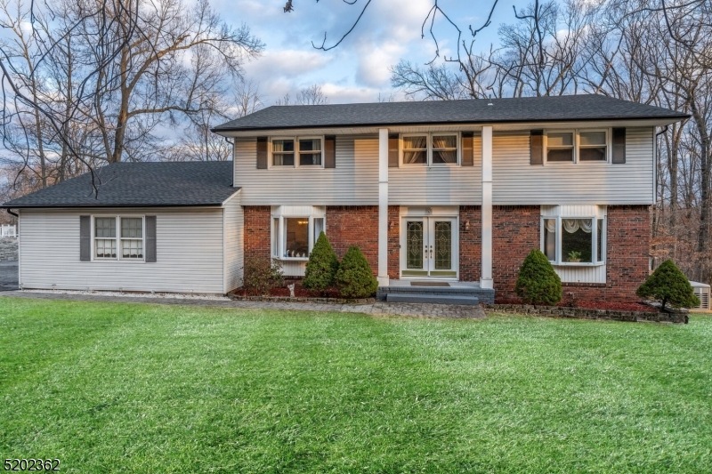 6 Forest Ln, Green Brook, NJ 08812 - photo 1