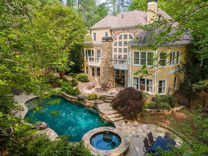 Private Outdoor Oasis.