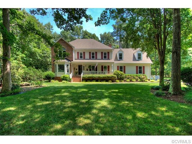 Meticulously maintained exterior with a charming f
