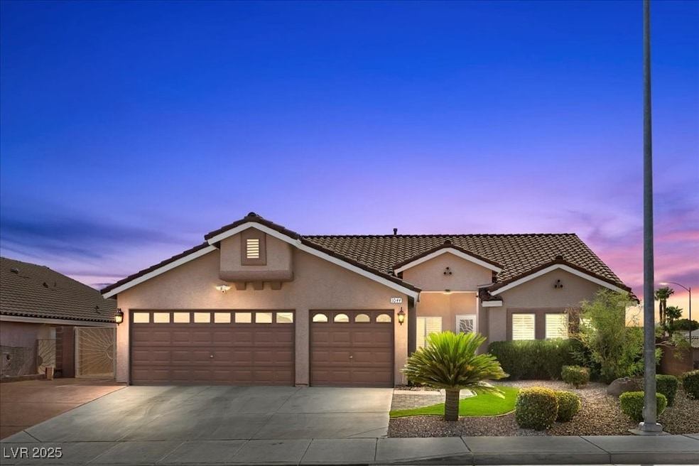 1044 Spanish Needle St, Henderson, NV 89002 - photo 1