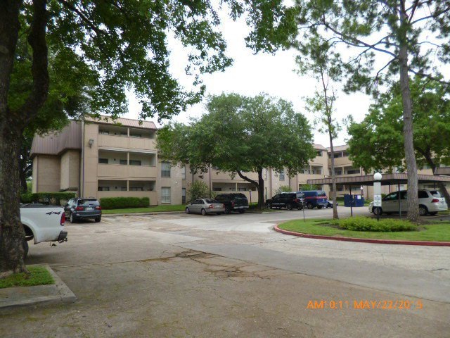 8521 Hearth Dr, Houston, TX 77054 - photo 1