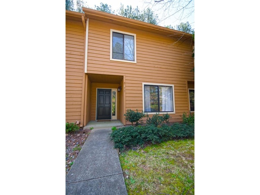 872 Lake Hollow Blvd SW, Marietta, GA 30064 - photo 1