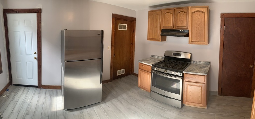 96 Norfolk St unit 2, Dorchester Center, MA 02124 - photo 1