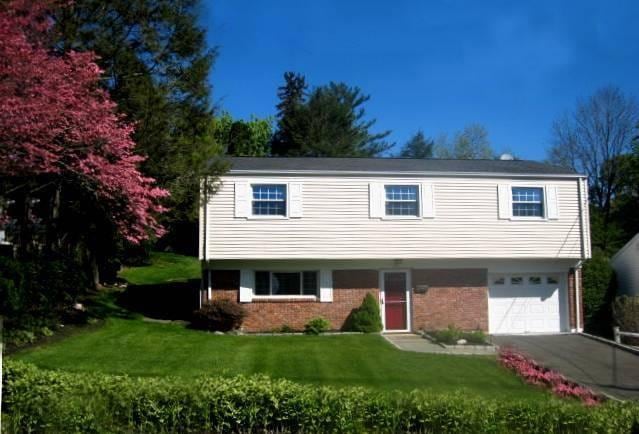 19 Dorset Ln, Stamford, CT 06907 - photo 1