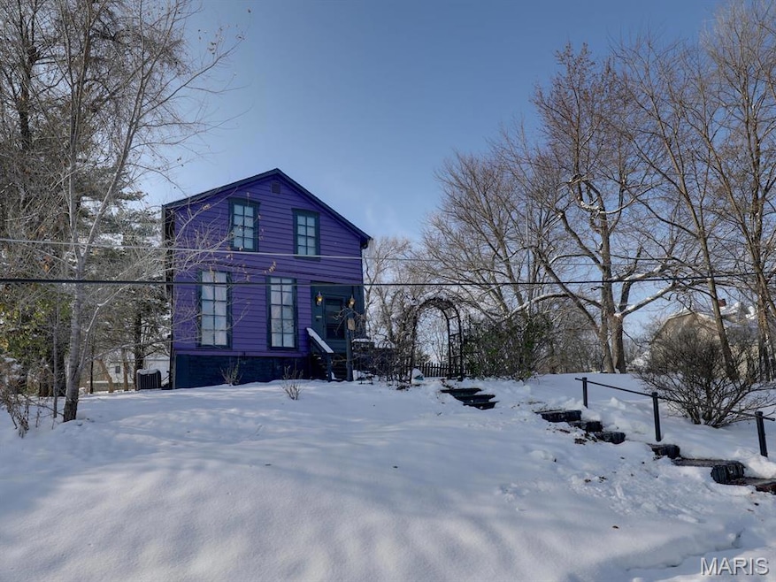 215 Summit St, Hannibal, MO 63401 - photo 1