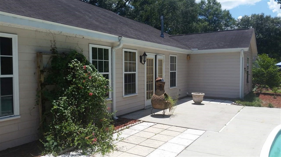 12 Bridle Gate Ct, Crawfordville, FL 32327 - photo 1