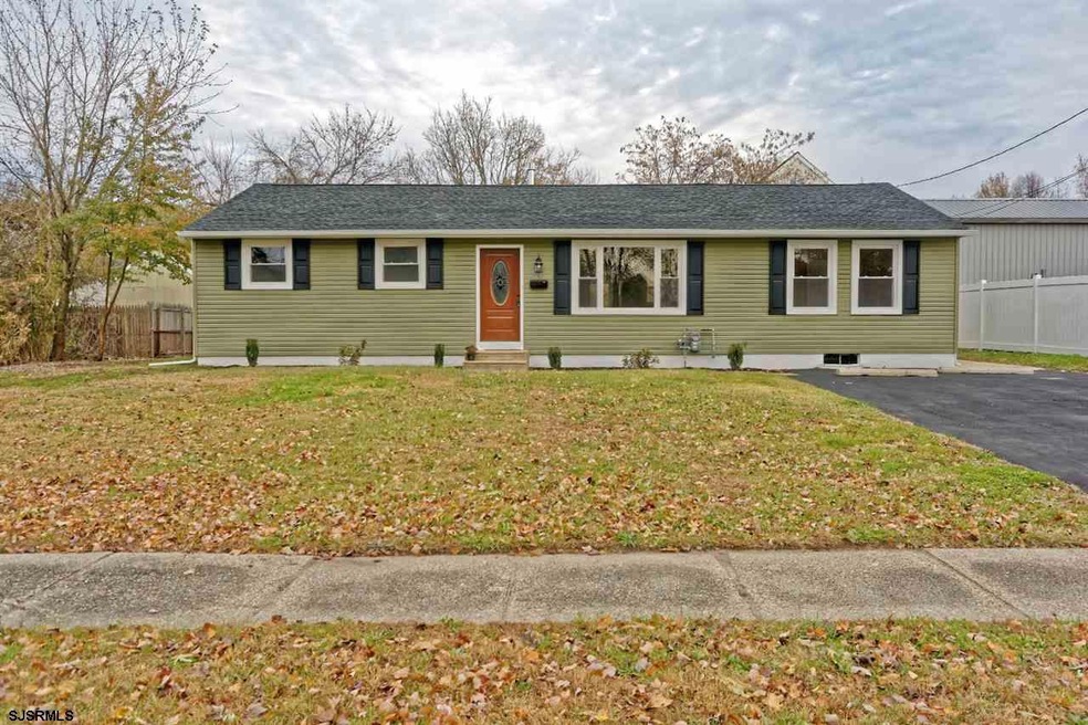 703 Aston Martin Dr, Lindenwold, NJ 08021 - photo 1