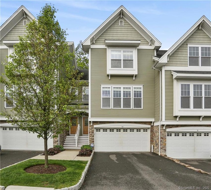 52 Lawrence Ave, Danbury, CT 06810 - photo 1