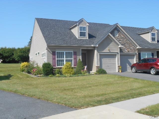 4236 Belmont Cir, Whitehall, PA 18052 - photo 1