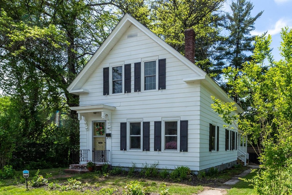36 Charles St, Penacook, NH 03303 - photo 1
