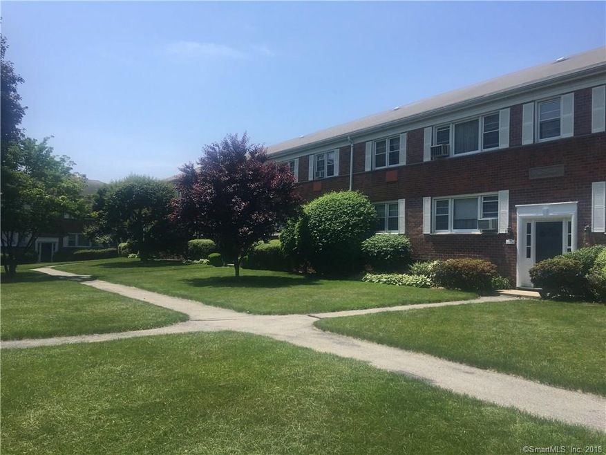 254 Glenbrook Rd unit 40D, Stamford, CT 06906 - photo 1