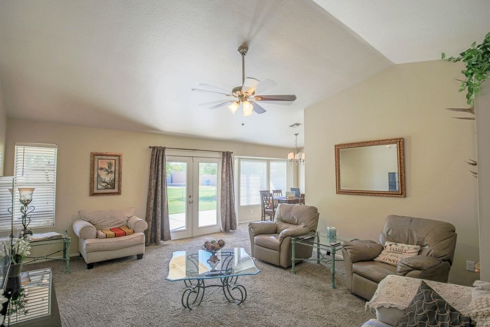 4201 Emerald Dr Buckeye AZ 85326 X-1