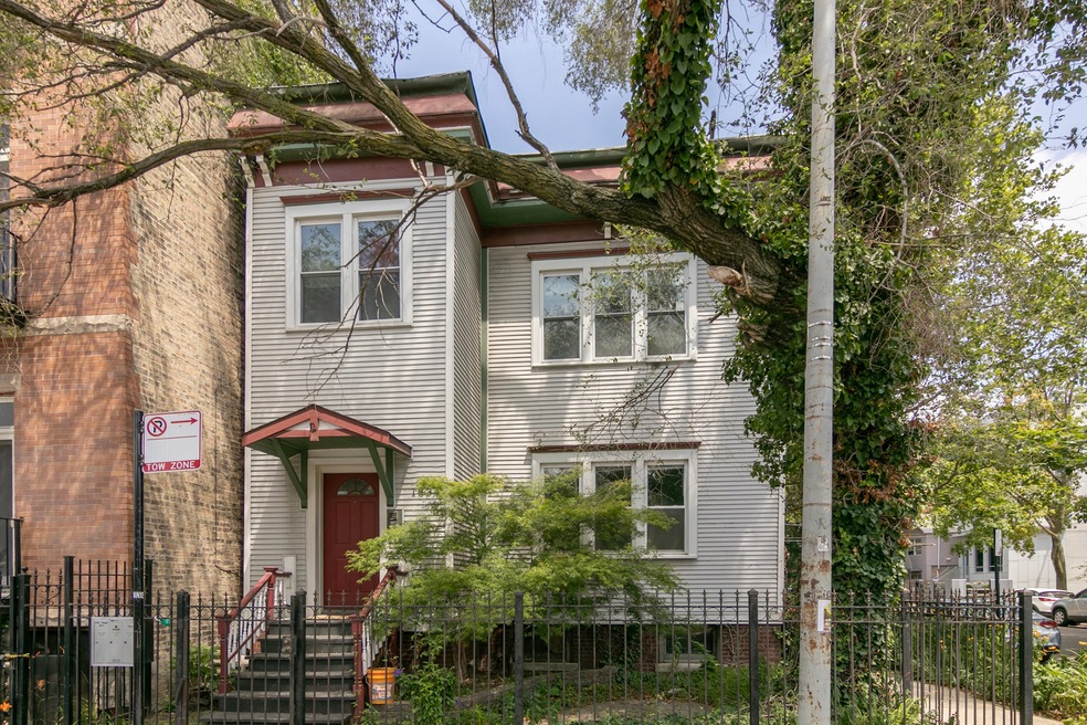 1834 W Augusta Blvd unit 2, Chicago, IL 60622 - photo 1