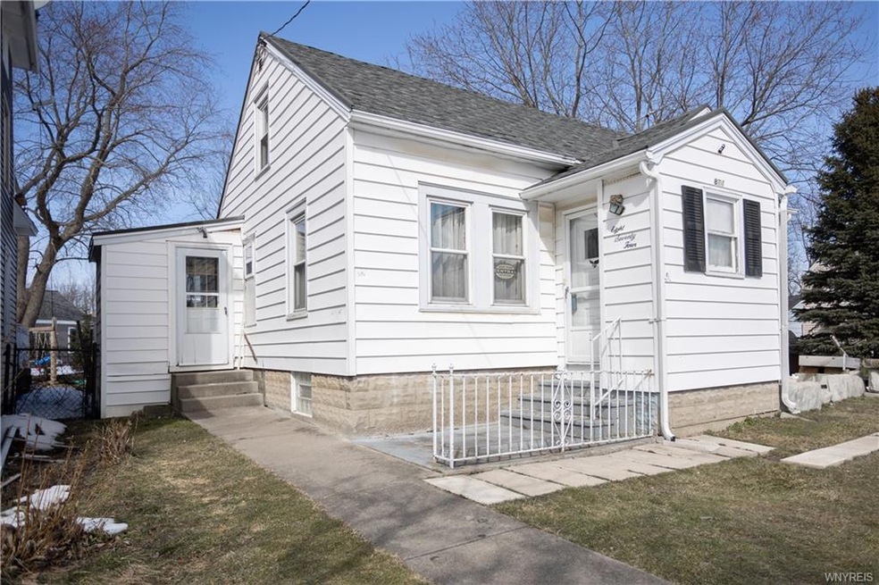 874 Lee Ave, North Tonawanda, NY 14120 - photo 1