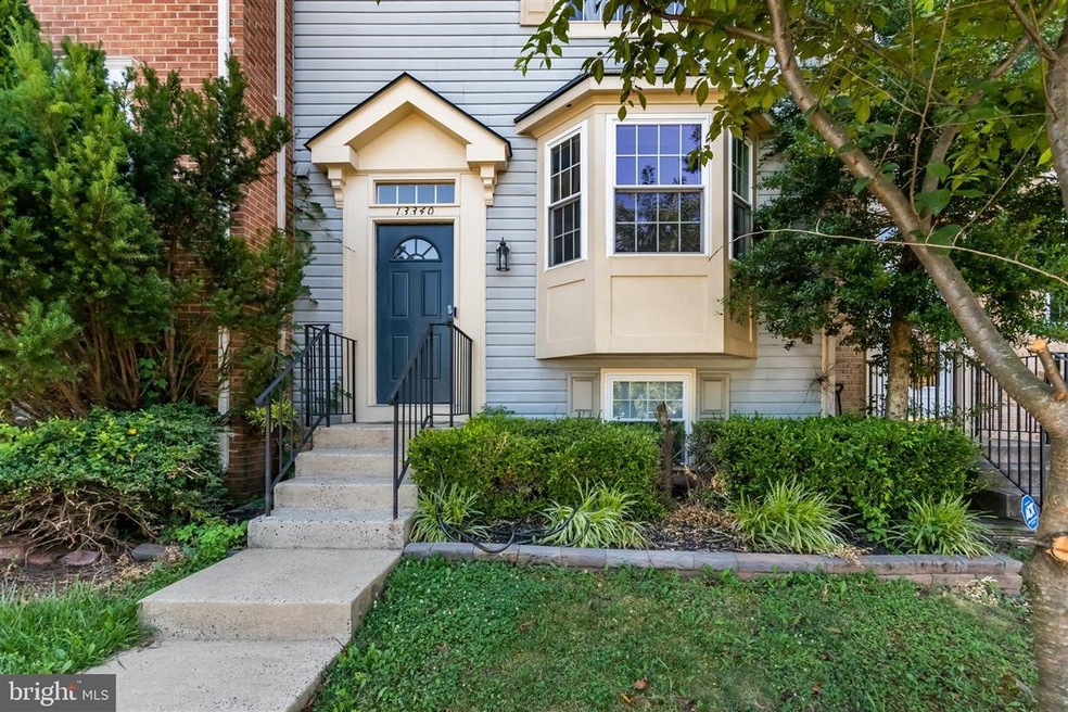 13340 Burkitts Rd, Fairfax, VA 22033 - photo 1