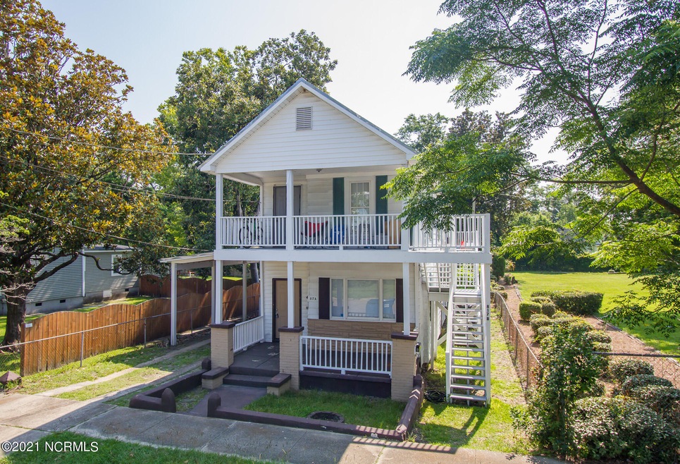817 S 11th St-best front