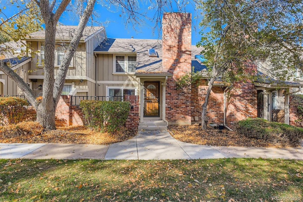 2743 W Long Dr unit B, Littleton, CO 80120 - photo 1