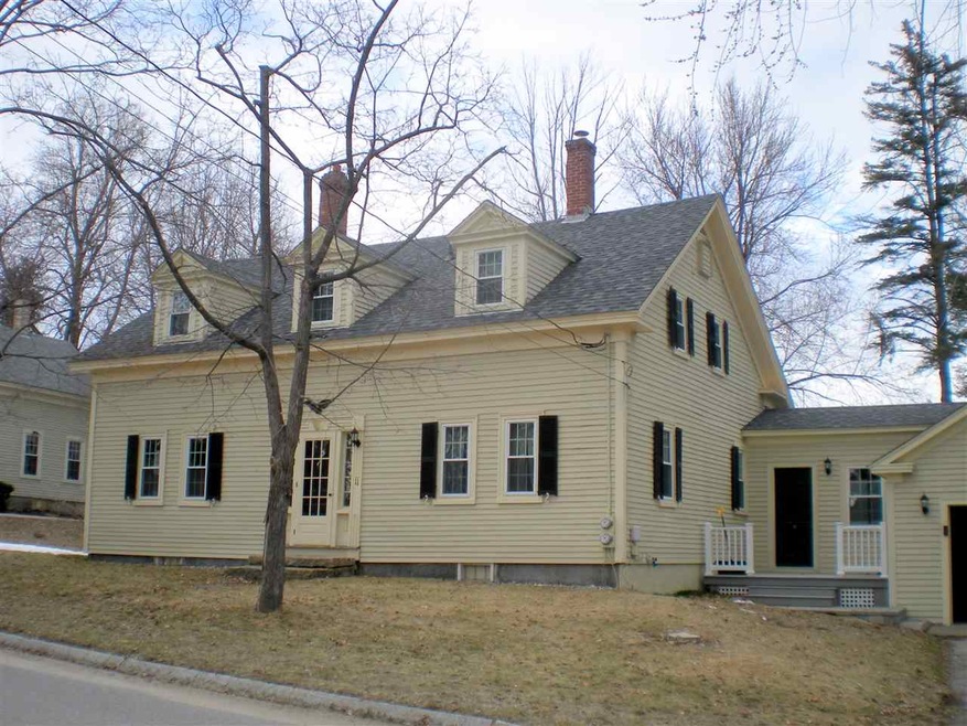 11 Pleasant St, Wolfeboro, NH 03894 - photo 1