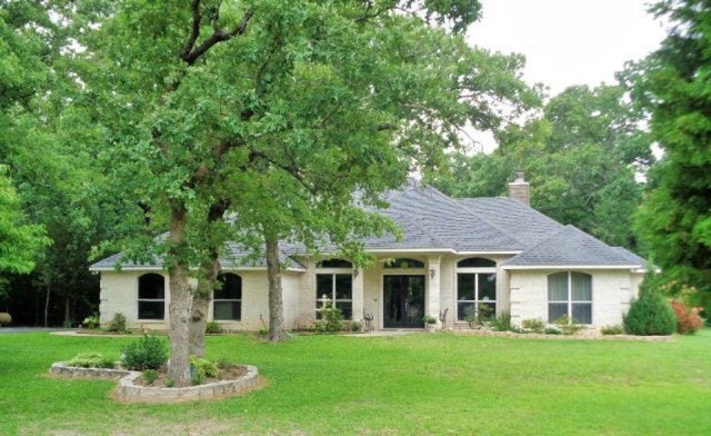 7 Linden Ln, Athens, TX 75751 - photo 1