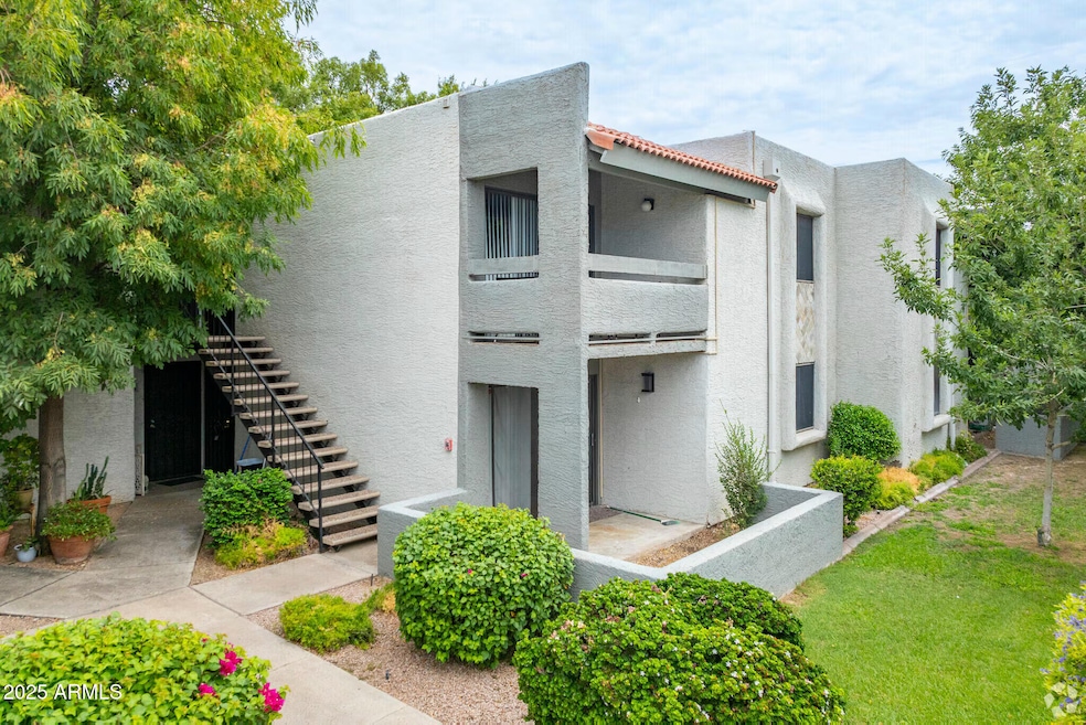 6505 E Osborn Rd unit 2-2, Scottsdale, AZ 85251 - photo 1