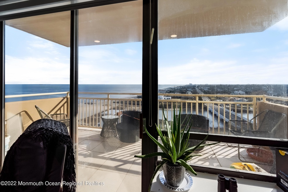 LivingView