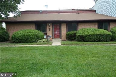 2576 Merrywood Ct unit 17, Woodbridge, VA 22192 - photo 1