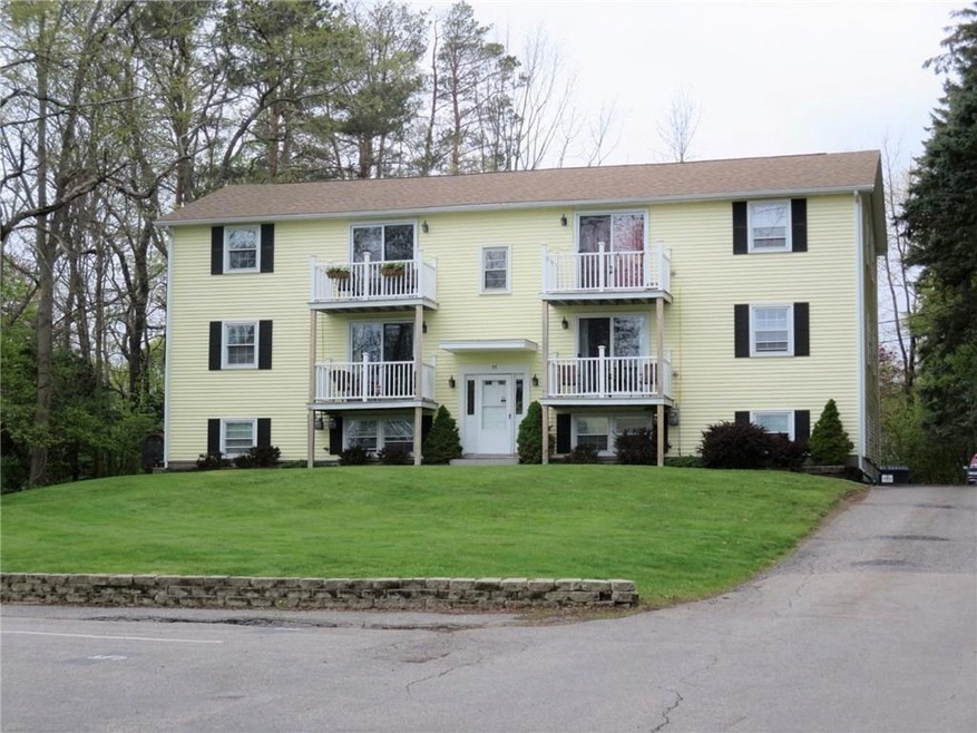 12 Carriage Hill Road, Unit F