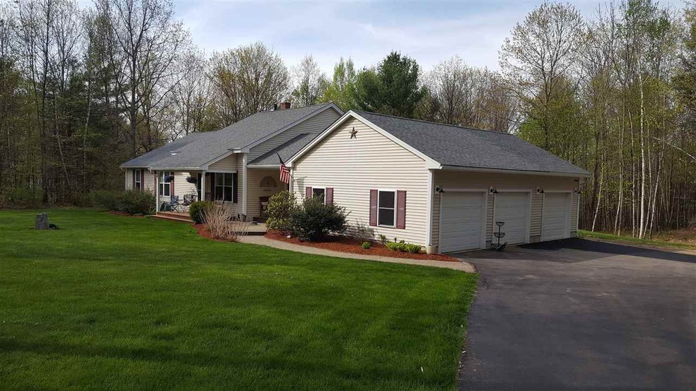 448 N Pembroke Rd, Pembroke, NH 03275 - photo 1