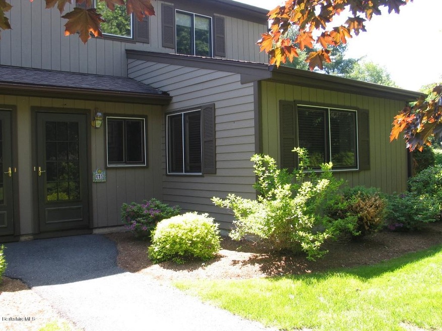 415 North Hemlock Lane