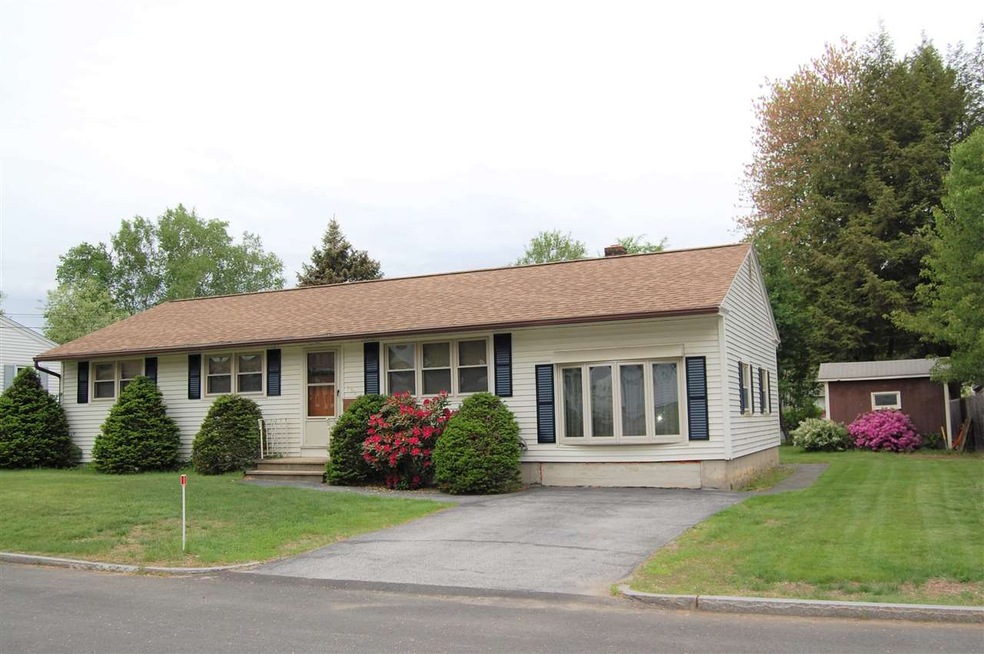 3 Bedroom Ranch, Hardwood Flooring, Tile, Carpet