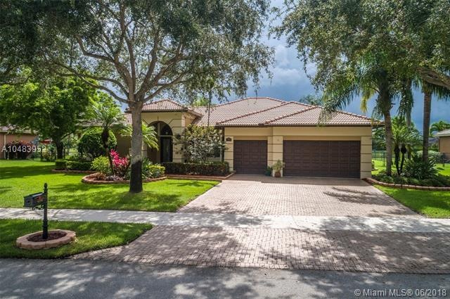 4298 SW 130th Ave, Davie, FL 33330 - photo 1