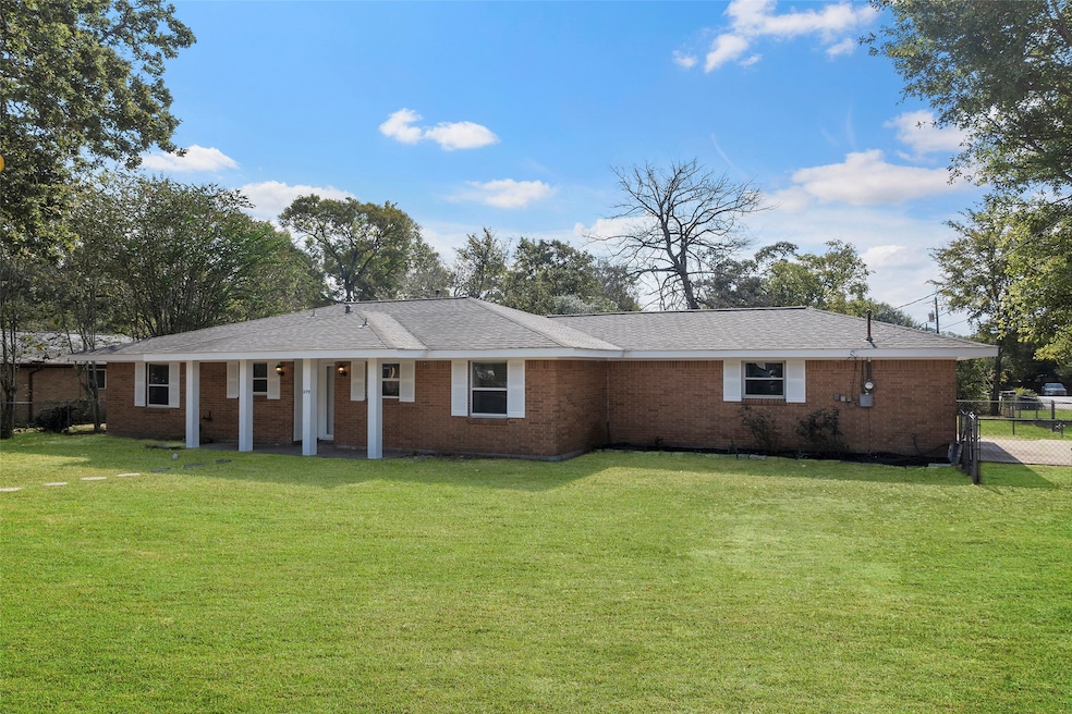 For Rent $1,650/month