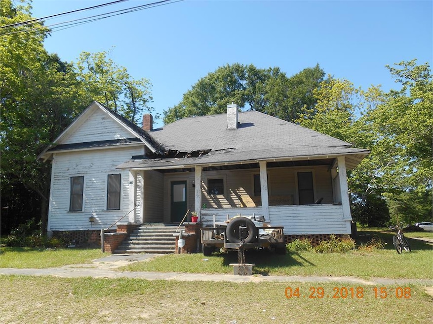 625 Jefferson St E, Douglas, GA 31533 - photo 1
