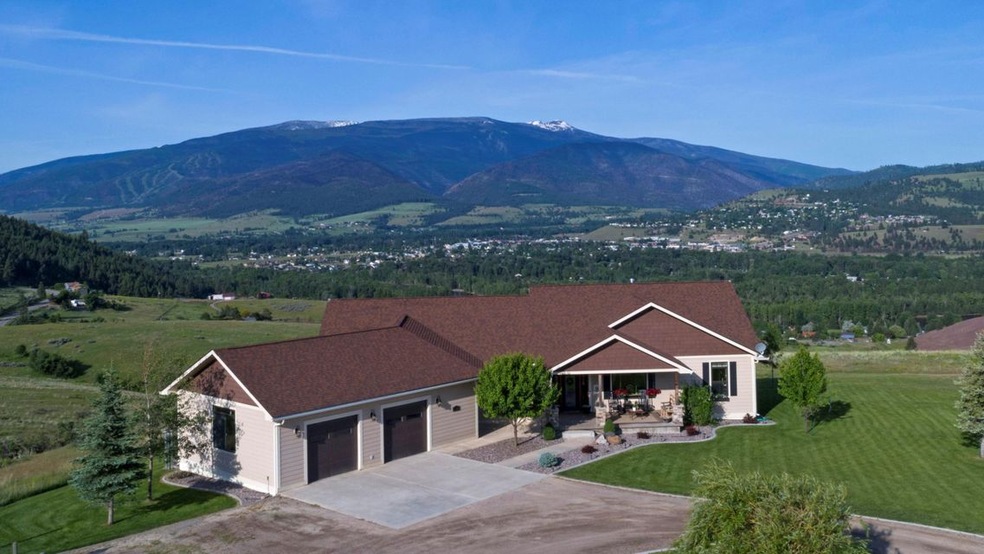 01-3522TrailsEndRoad