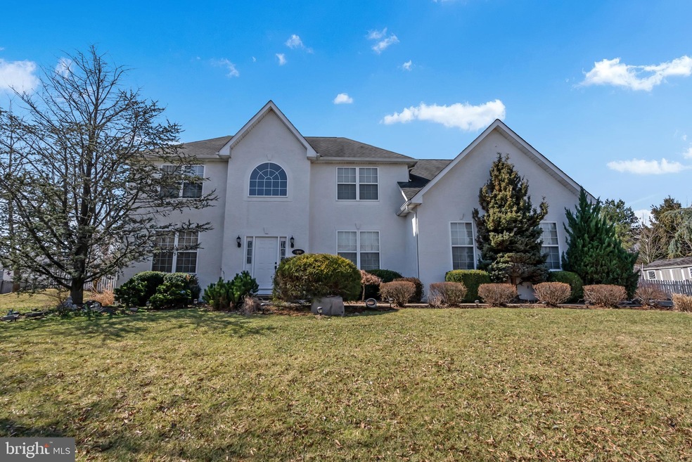 1041 Macoby Creek Way, Pennsburg, PA 18073 - photo 1