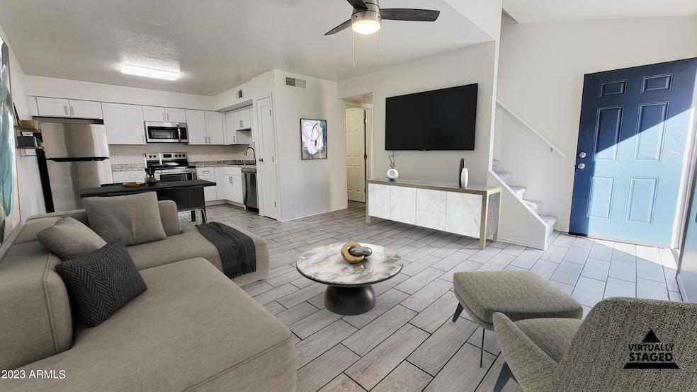 6147 E Greenway St unit 3, Mesa, AZ 85205 - photo 1