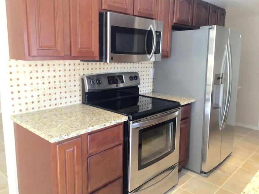 51st kitchen stove and refer