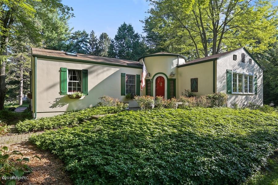 9629 Union Pier Rd, Union Pier, MI 49129 - photo 1