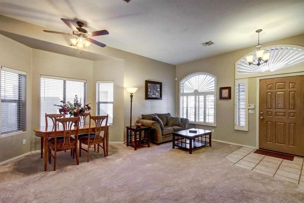Living Room/Dining Area
