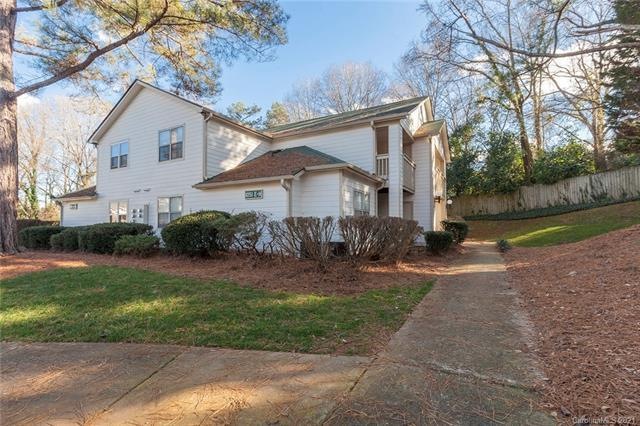 1051 Churchill Downs Ct unit E, Charlotte, NC 28211 - photo 1