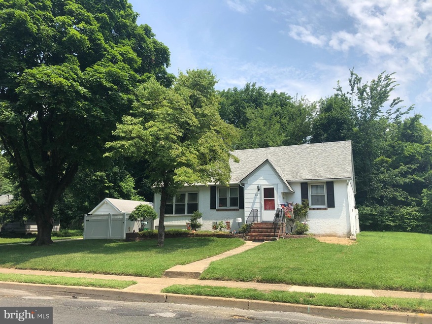 310 Deptford Ave, Woodbury, NJ 08096 - photo 1