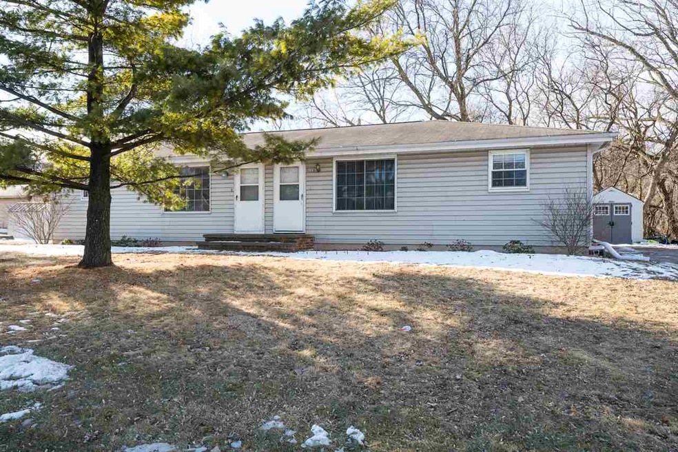 633 State St, Combined Locks, WI 54113 - photo 1