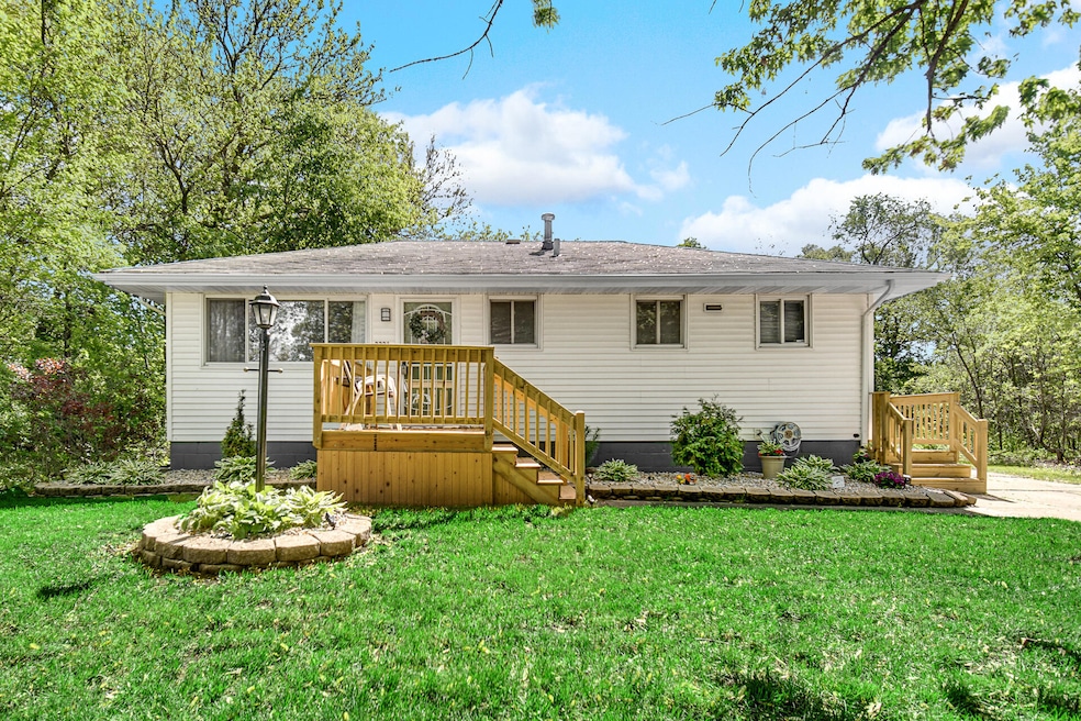 2221 Wallace St, Gary, IN 46404 - photo 1