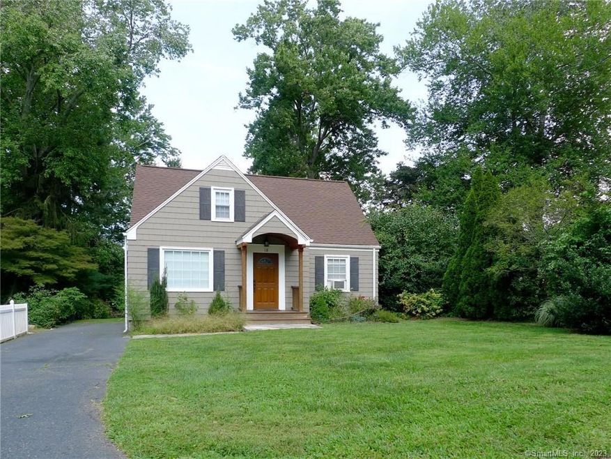18 Elberta Ave, Trumbull, CT 06611 - photo 1