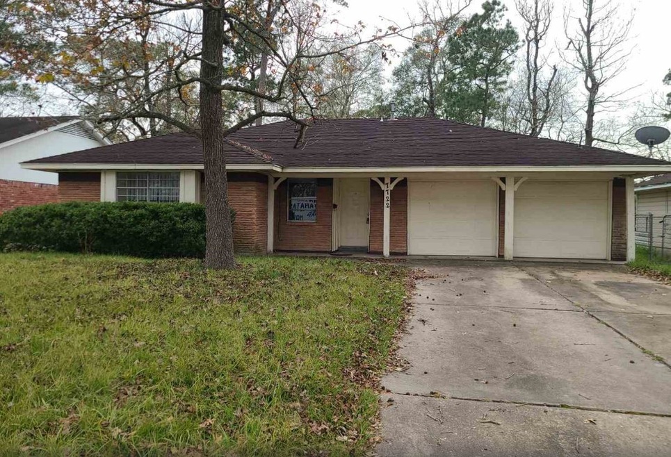 7722 Yoe St, Houston, TX 77016 - photo 1