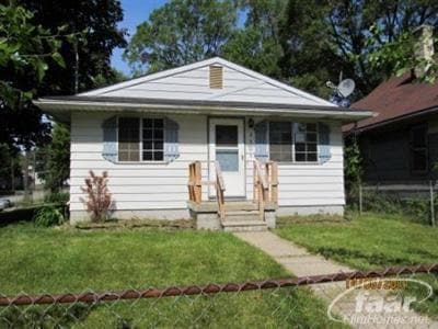 2501 Burns St, Flint, MI 48506 - photo 1