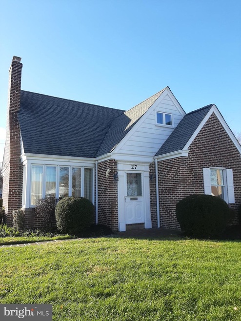 27 W North Ln, Conshohocken, PA 19428 - photo 1