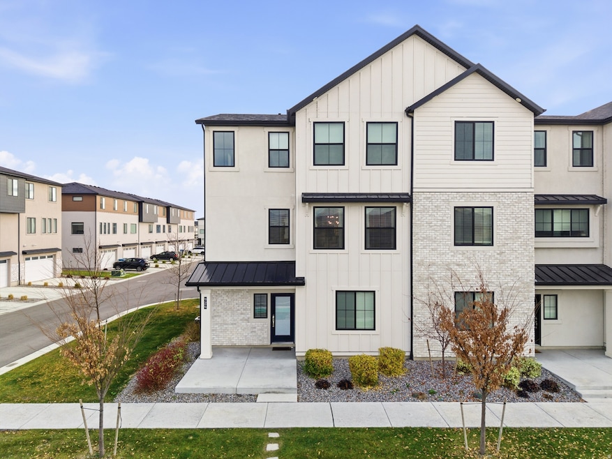 924 W 360 S, American Fork, UT 84003 - photo 1