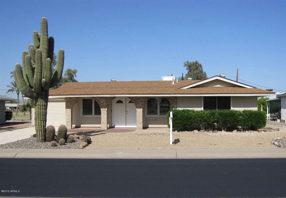 11442 N 105th  - Golf course property